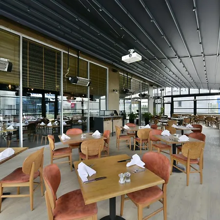 Park Inn By Radisson Istanbul Ataturk Airport-2