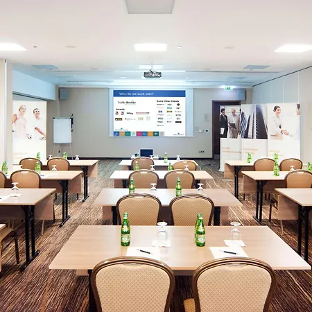 Hilton Garden Inn Krakow-3