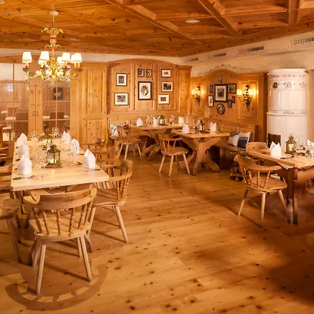 Krumers Alpin – Your Mountain Oasis-3