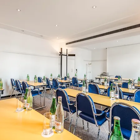Hotel Alpina Luzern-3