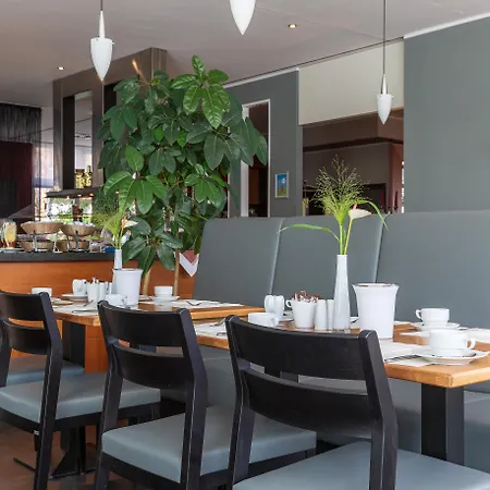 PLAZA Premium Köln-3
