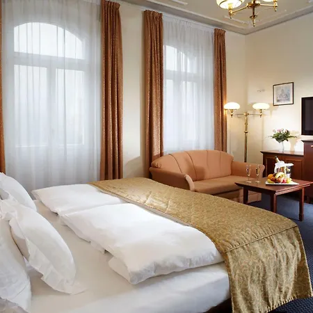 Hotel Excelsior-2