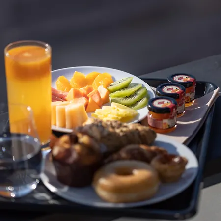 Omid Saldanha Hotel-2