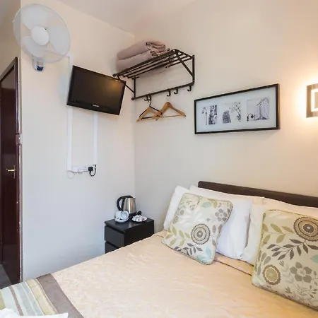 Notting Hill Gate Hotel-3