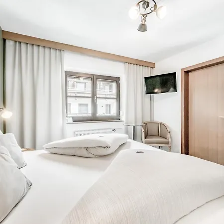 Corso'S Annabell - Bed & Breakfast-3
