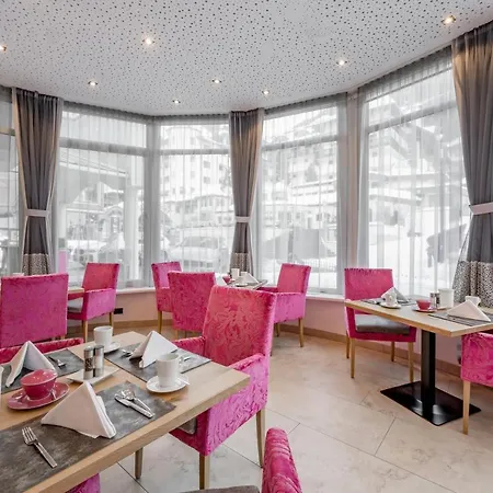 Hotel Garni Christine-3