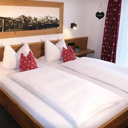 Hotel-Gasthof-Sonneck-3