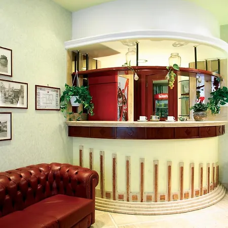Hotel Dina-2