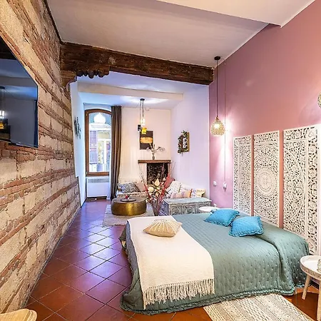 White & Gold Suite Verona-3