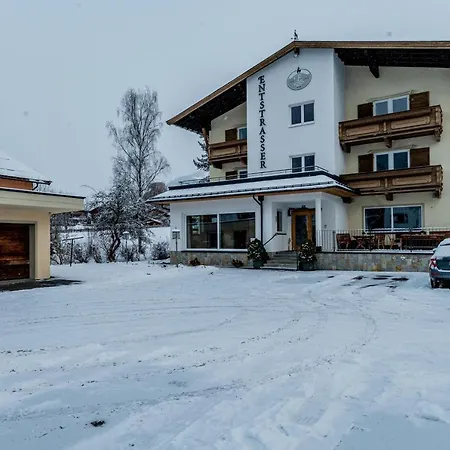 Hotel Garni Entstrasser-2