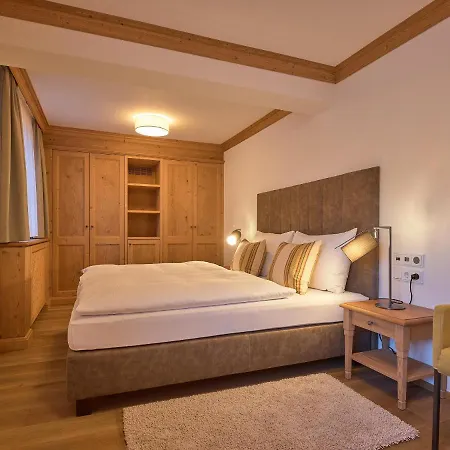 Hotel Garni Albona-3