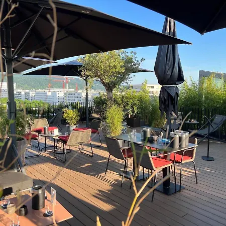 Qube Hotel Bahnstadt-2