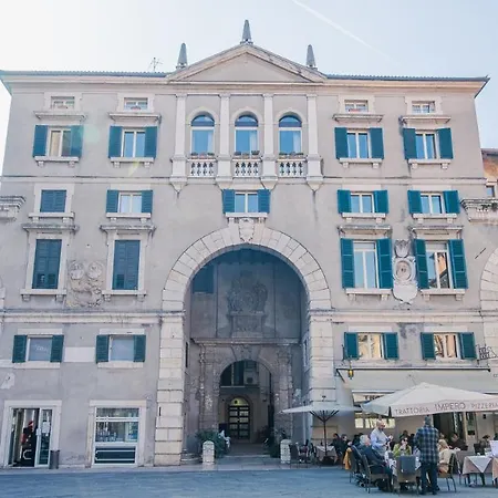 Domus Nova Palace - Italian Homing-3