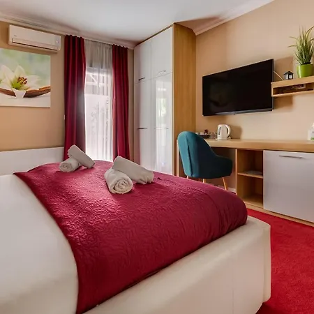 Hotel Sky-2