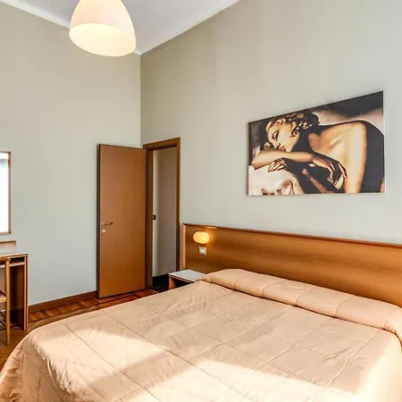 Hotel Apollo-2