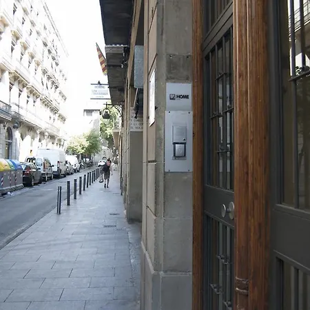 Bcn Home Guest House-2
