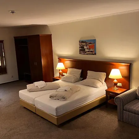 Hotel Hanseatischer Hof-3