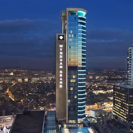 Wyndham Grand Istanbul Levent Hotel & Conference Center-2