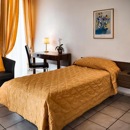 Hotel Dell'Angelo-3