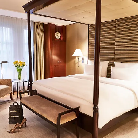 Hotel Adlon Kempinski Berlin-3