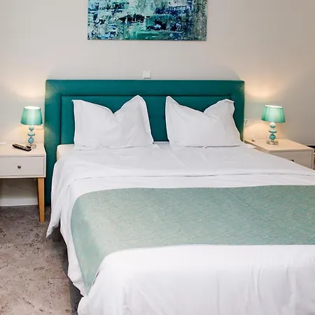 Aneton Garni Hotel-3