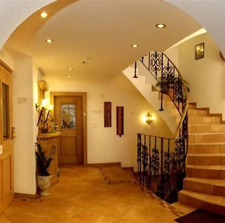 Hotel Kristall-2