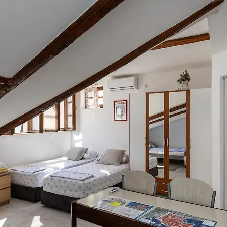B&B Buza House-2