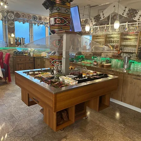 Hotel Aviv-3