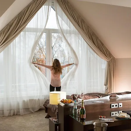 L'Arrivee Hotel & Spa-2
