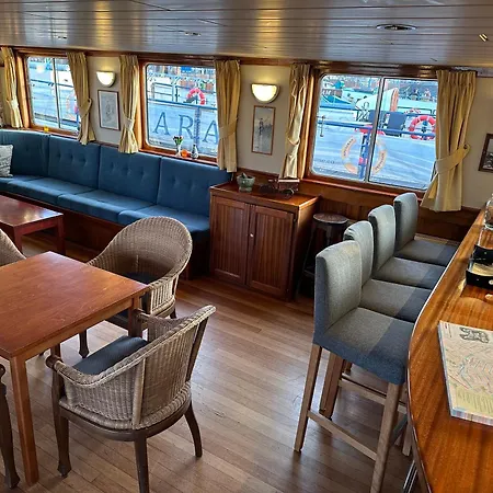 Hotelboat Angeline-3