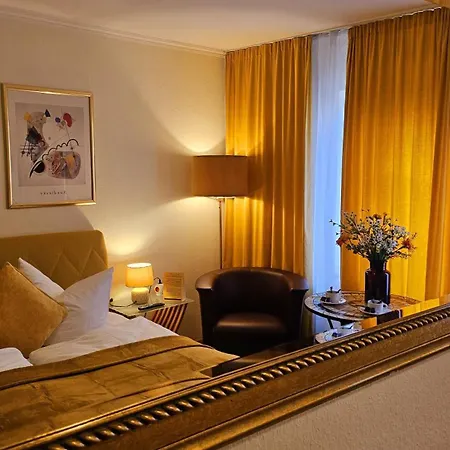 SOHO Private Zimmer&Rooms Im Herzen der Altstadt-3