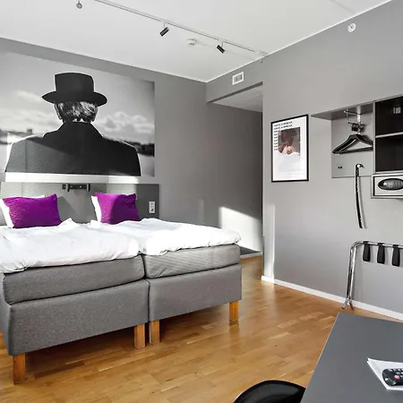 Connect Hotel Kista-3