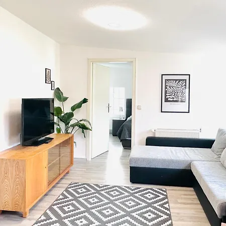 Apartmenthaus am Dom - Zentrum&Ruhige Lage, Perfekt für Business Trip, Auch für Familie, Viel Platz mit Küche-2