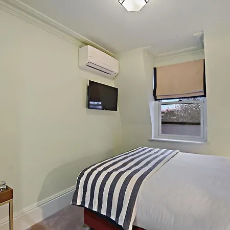 Twenty Nevern Square Hotel-2