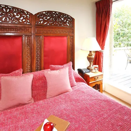 Twenty Nevern Square Hotel-3