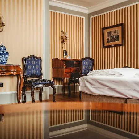 HENRI Hotel Wien Siebterbezirk-3