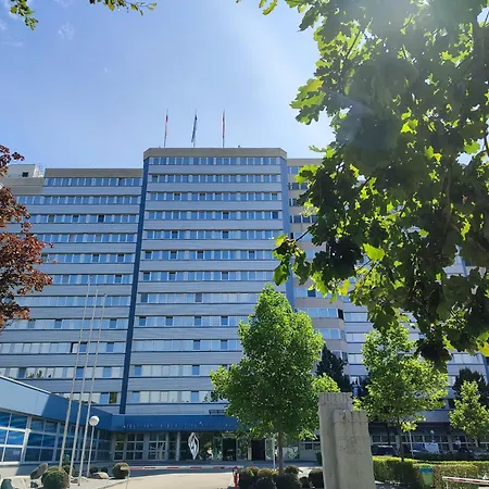 Hotel Sommerhaus Linz-3
