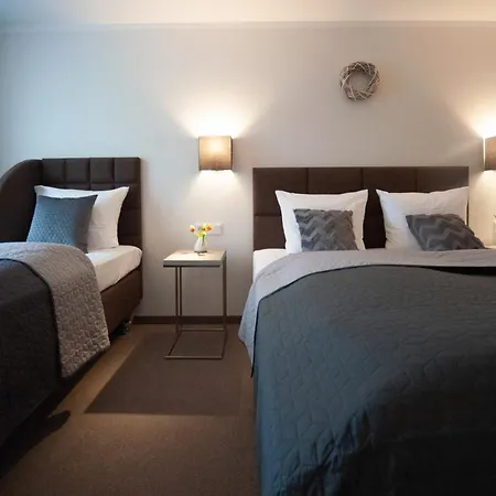 Landhotel Potsdam-2