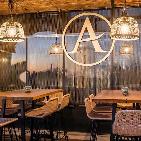 Arya Stadium Hotel-3