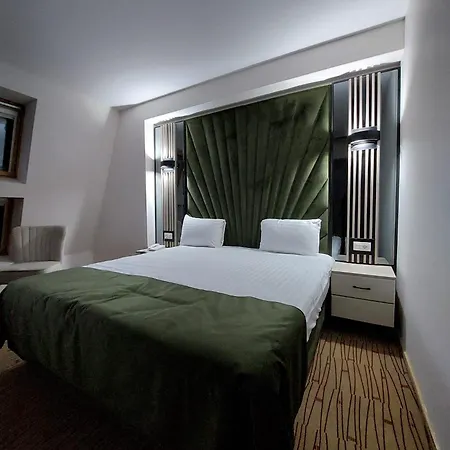 Hotel Wolf 2-2