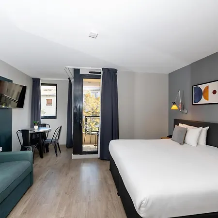 Staycity Aparthotels Marseille Centre Vieux Port-3