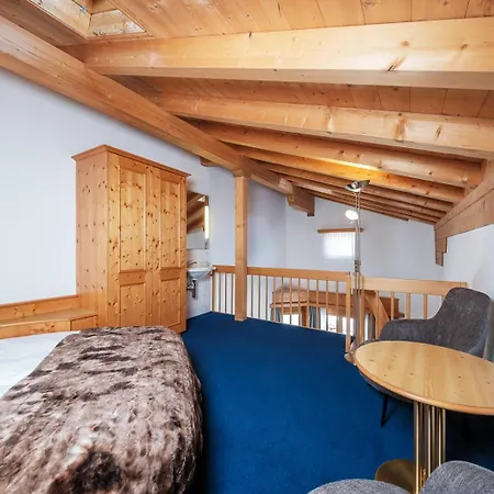 Hotel Buenda Davos-3