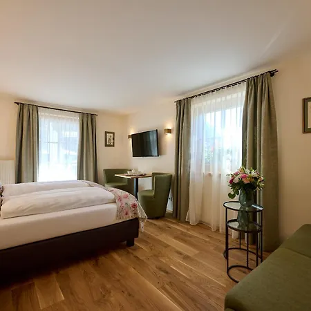 Hotel Garni Schneider-2