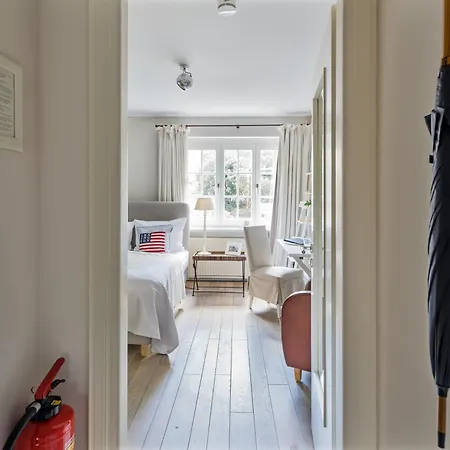 Von Deska Townhouses - Ivy House-3