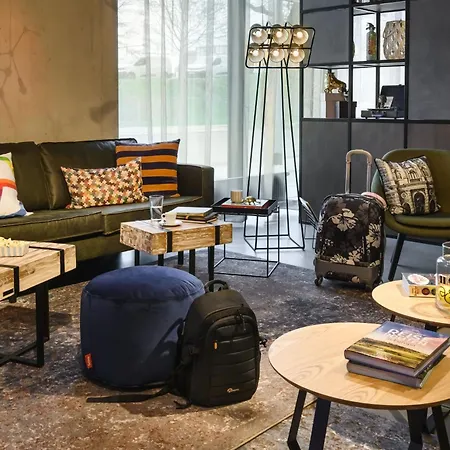 Moxy Dresden Neustadt-2