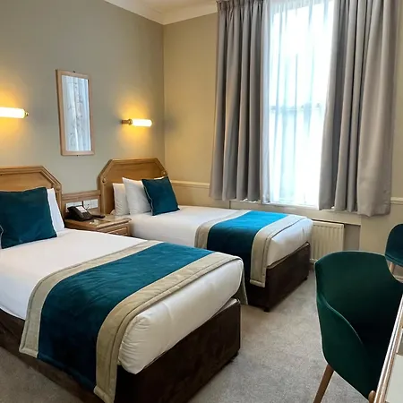Harcourt Hotel-2