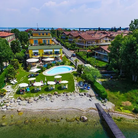 Hotel La Rondine-3