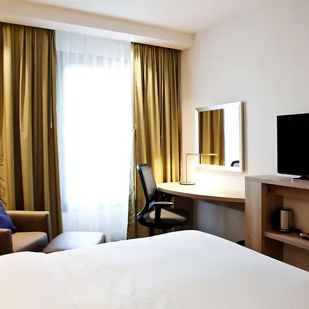 Hampton By Hilton Aachen Tivoli-3