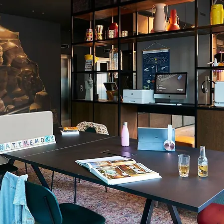 Moxy Essen City-3