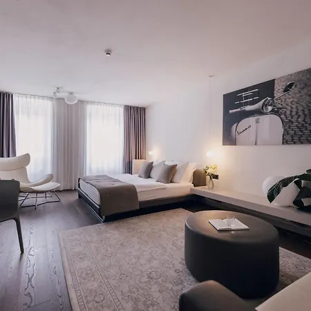 Guesthouse Suiteseven-3